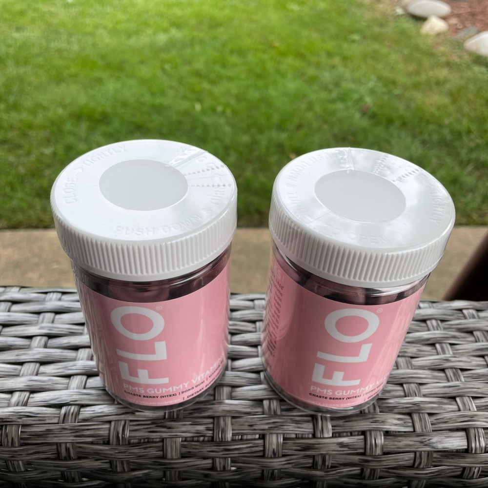 2 Flo PMS gummies new and sealed